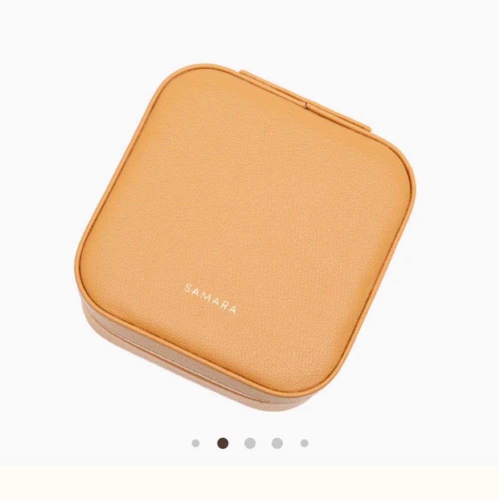 NWT Samara Travel Jewelry Box